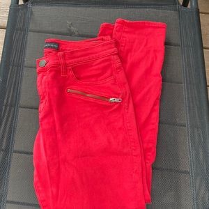 Super Cute Rock & Republic Red Stretch Skinny Jean- front zipper detail pockets.